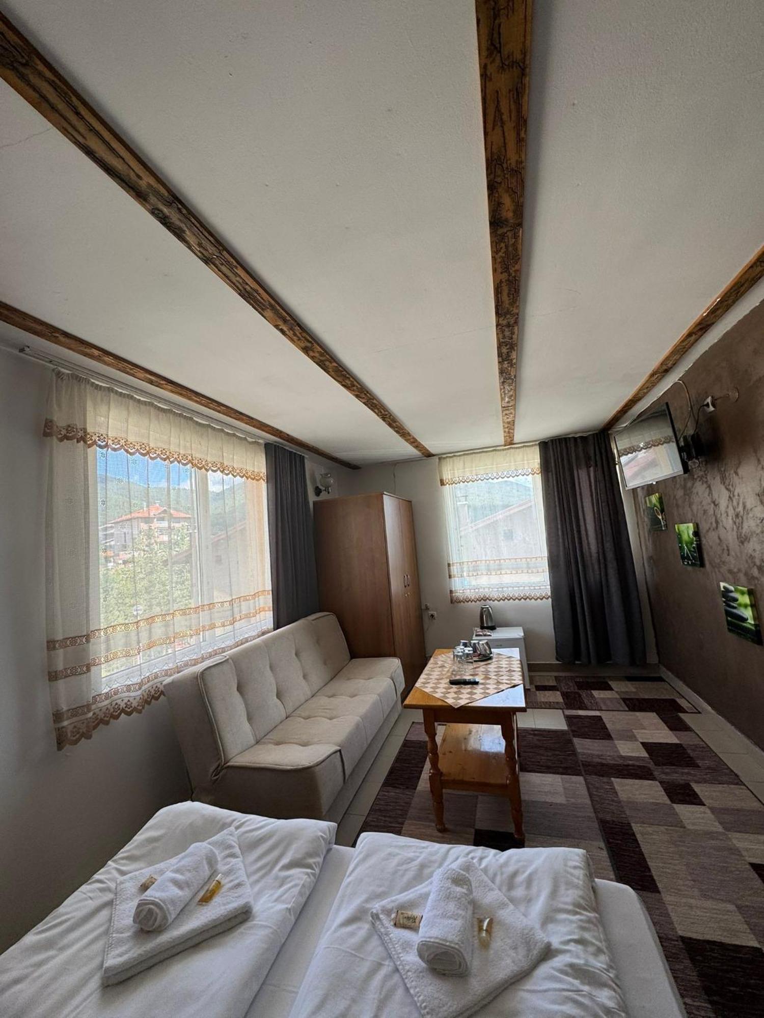 Motel Sarnitsa Exterior foto